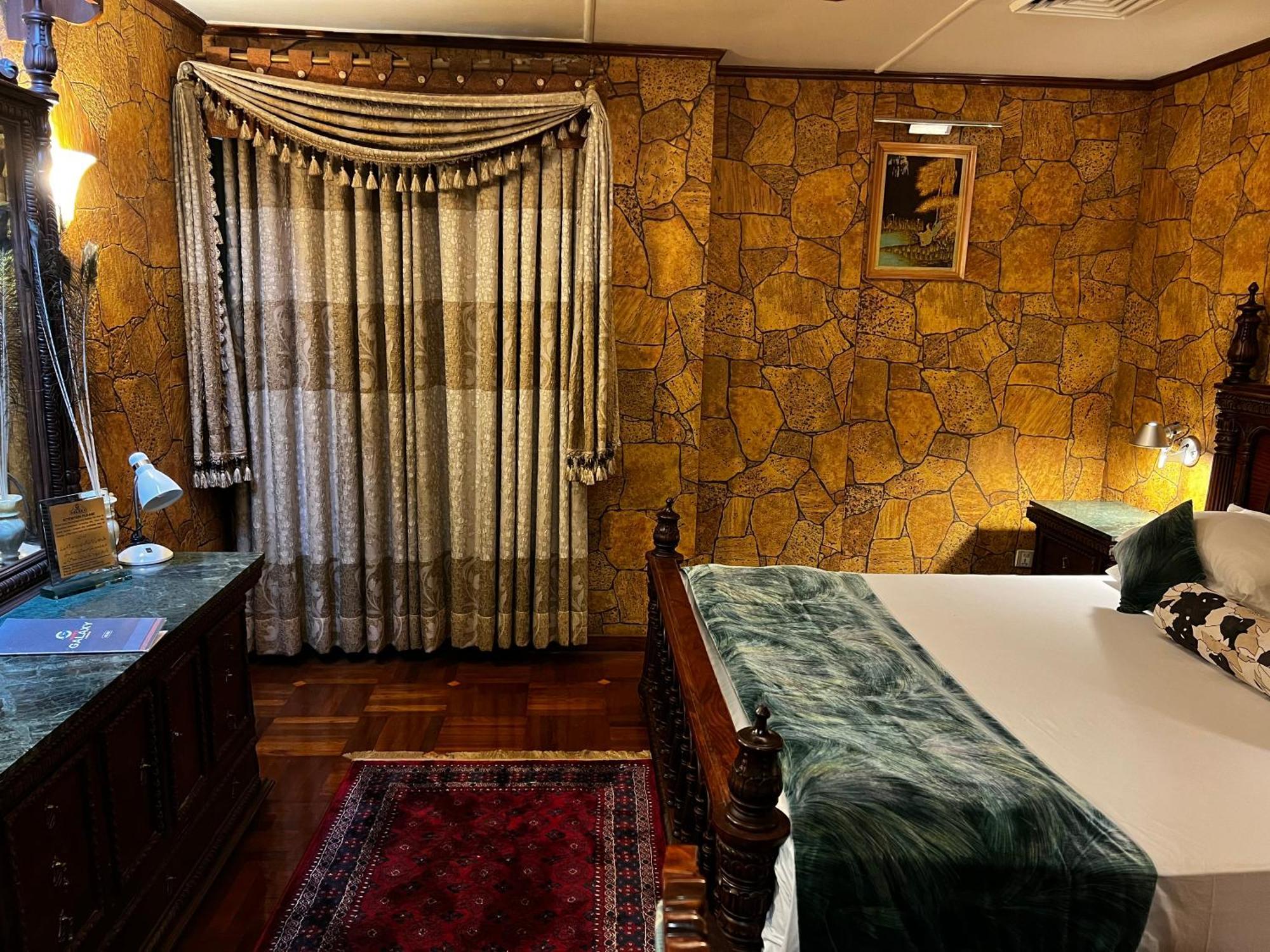 Hotel Galaxy Karachi Luaran gambar