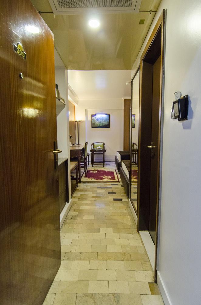 Hotel Galaxy Karachi Luaran gambar