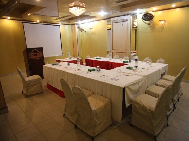 Hotel Galaxy Karachi Luaran gambar
