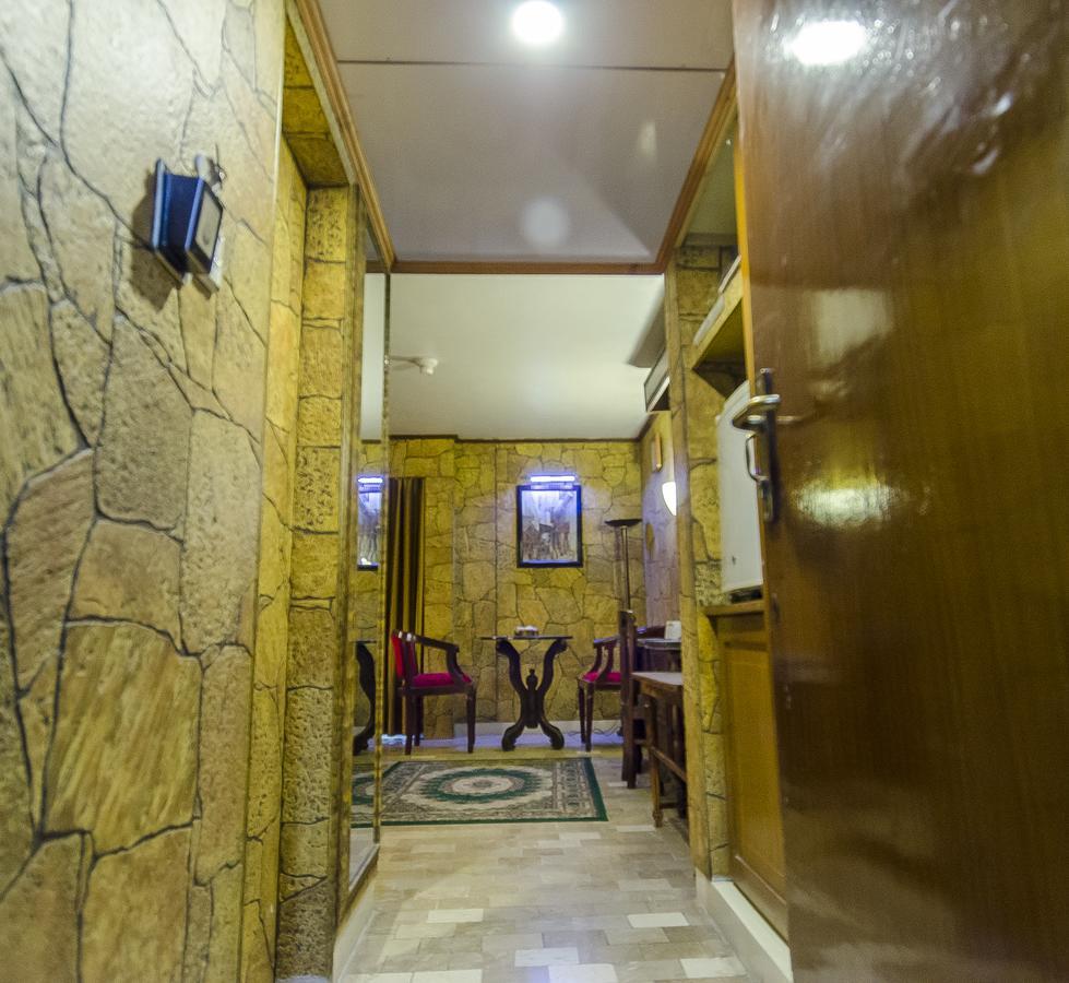 Hotel Galaxy Karachi Luaran gambar
